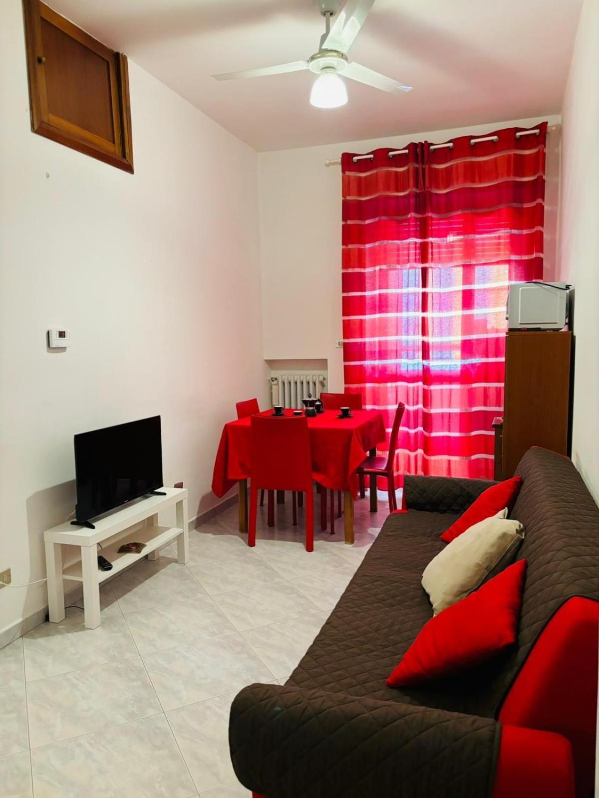 Matthias Central Rooms And Accomodation Bari Exteriör bild