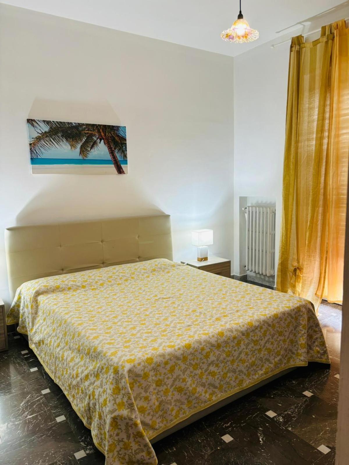 Matthias Central Rooms And Accomodation Bari Exteriör bild
