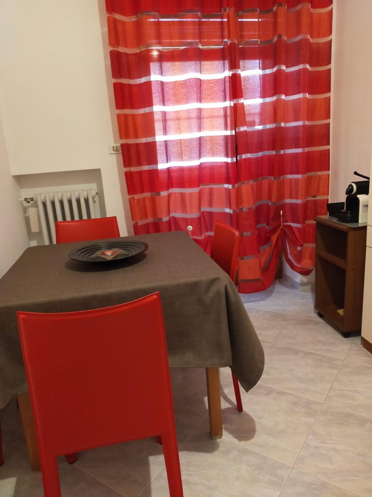 Matthias Central Rooms And Accomodation Bari Exteriör bild